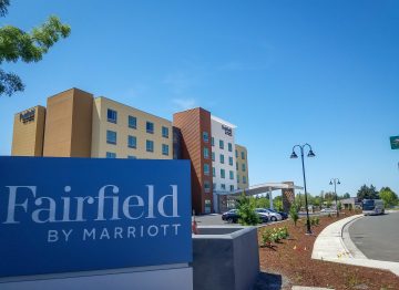 Fairfield Inn & Suites Entry Sign